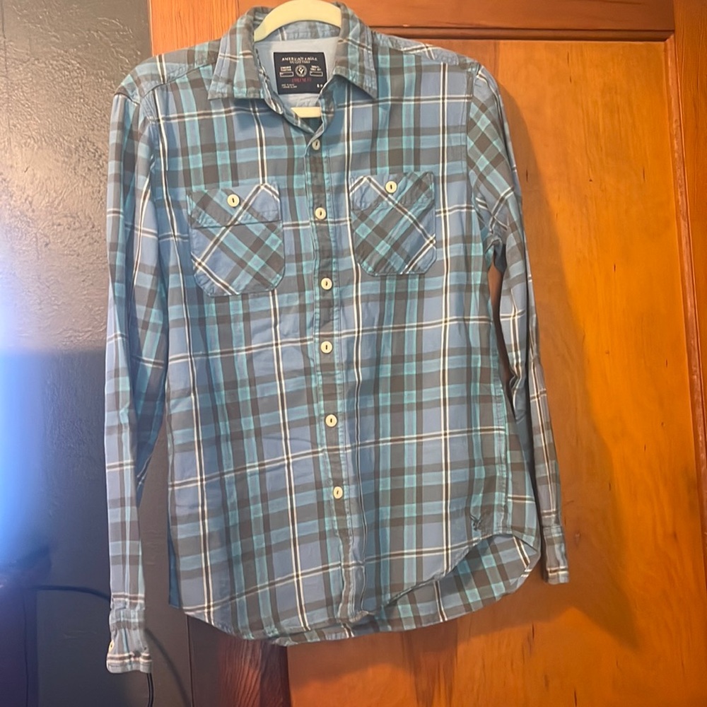American Eagle button down Men’s shirt